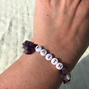 Splitarmband Faith met Amethist
