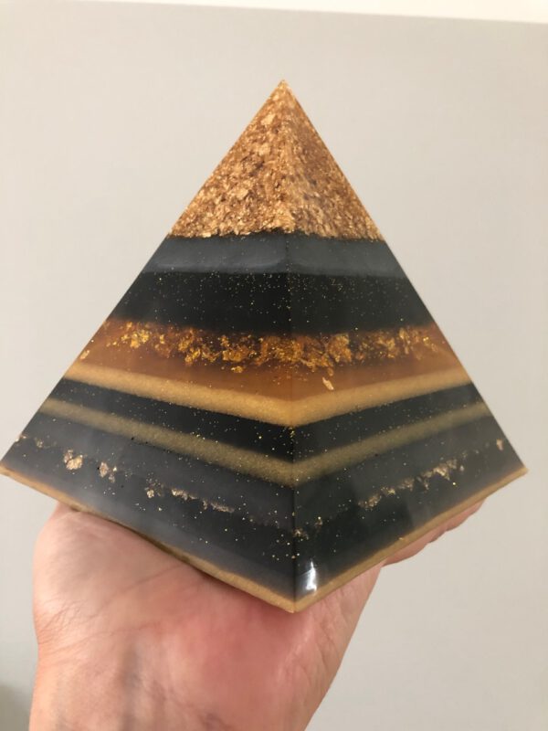 Grote piramide op maat