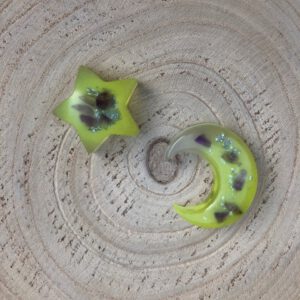 Orgonite set maan ster geel/wit