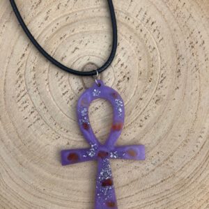 Ketting met Ankh Orgonite en carneool